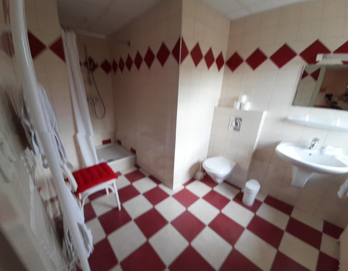 Hotel Restaurant A L'Etoile Merkwiller-Pechelbronn Εξωτερικό φωτογραφία